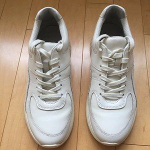 Everlane Tread in off white size 9.5